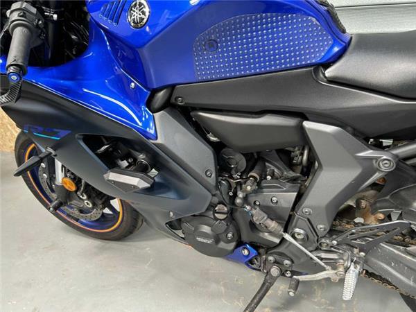 2022 Yamaha YZF-R7 BLUE