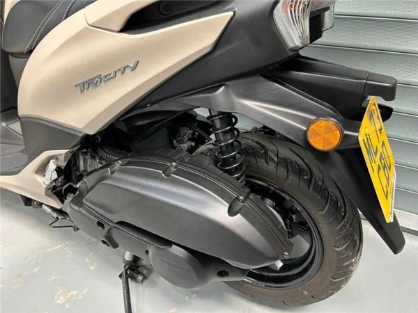 2023 Yamaha MW125 TRICITY SAND