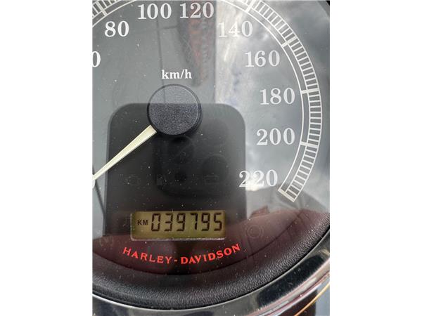 2013 HARLEY-DAVIDSON ROAD KING
