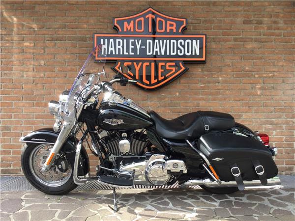 Harley-Davidson Touring Road King Classic 103