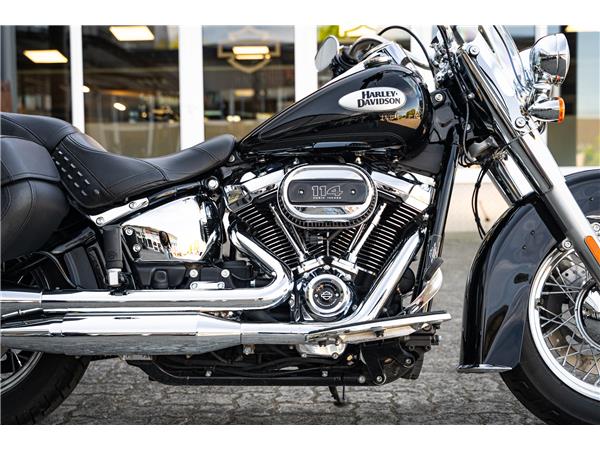 Harley-Davidson Kiel Softail Heritage FLHCS 114 CUI -NEUWERTIG -