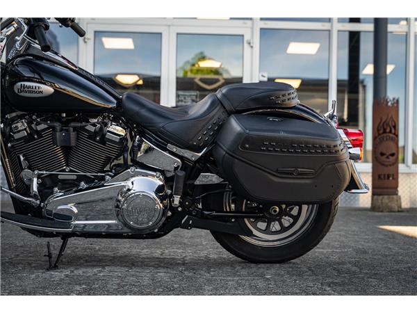 Harley-Davidson Kiel Softail Heritage FLHCS 114 CUI -NEUWERTIG -
