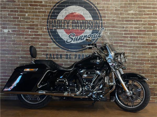 2020 HARLEY-DAVIDSON ROAD KING