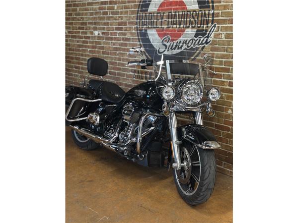 2020 HARLEY-DAVIDSON ROAD KING