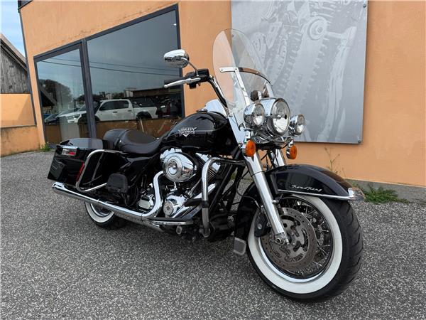Harley-Davidson Touring FLHRC - Road King 