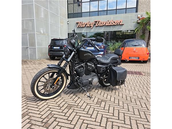 Harley-Davidson Sportster  883 IRON