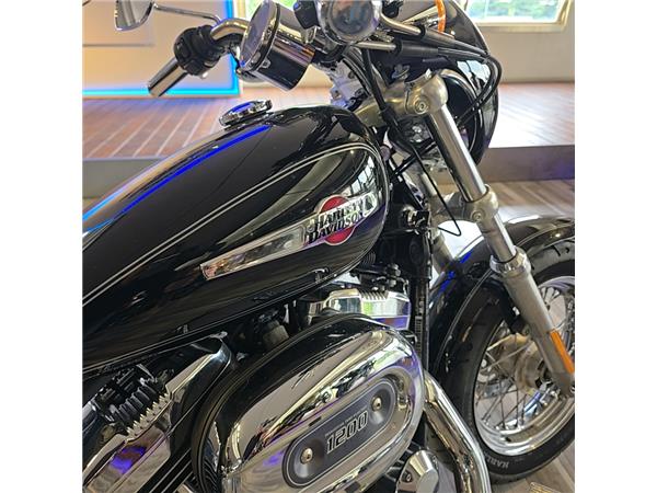 Harley-Davidson Sportster 1200 CUSTOM contovendita