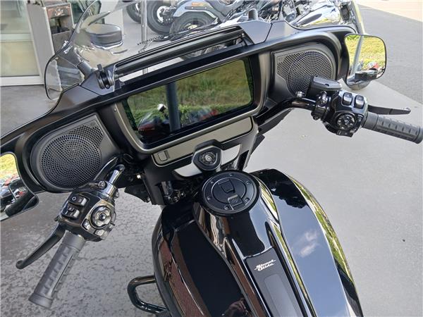 2024 HARLEY-DAVIDSON STREET GLIDE