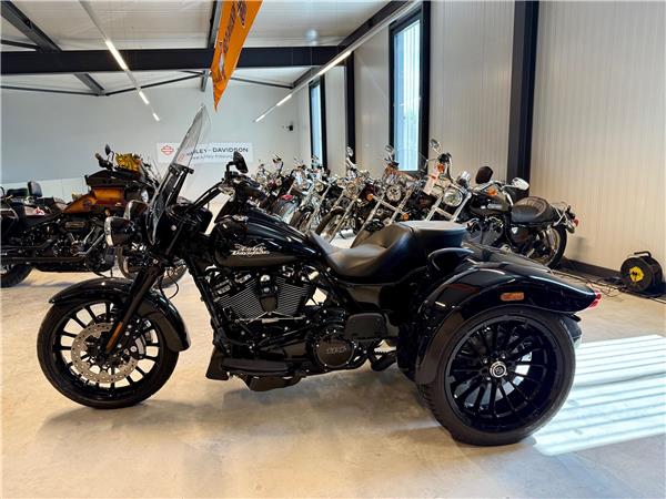 2024 HARLEY-DAVIDSON Trike FLRT Freewheeler 114