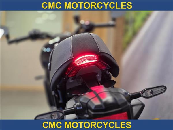  Yamaha XSR900 XSR900
