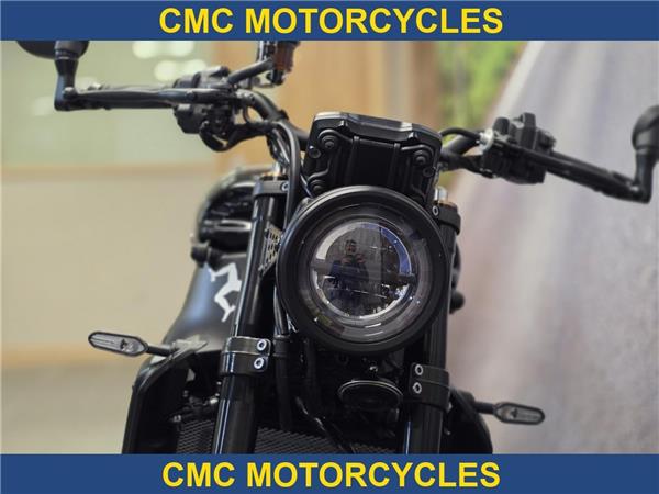  Yamaha XSR900 XSR900