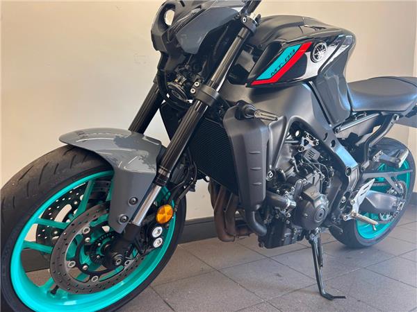 2022 YAMAHA MT-09