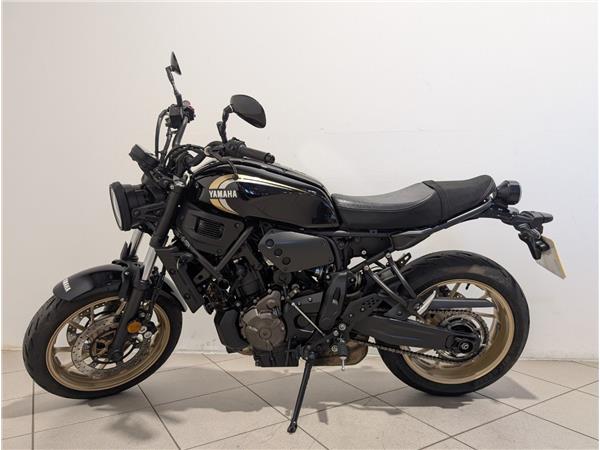 2024 YAMAHA XSR700