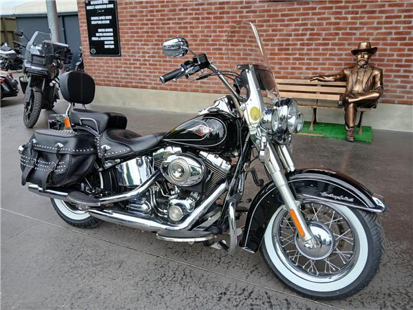 2011 HARLEY-DAVIDSON HERITAGE
