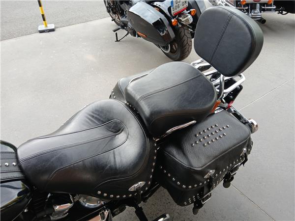2011 HARLEY-DAVIDSON HERITAGE