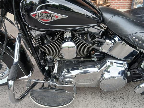 2011 HARLEY-DAVIDSON HERITAGE