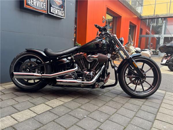 2013 Harley-Davidson Softail Breakout FXSB