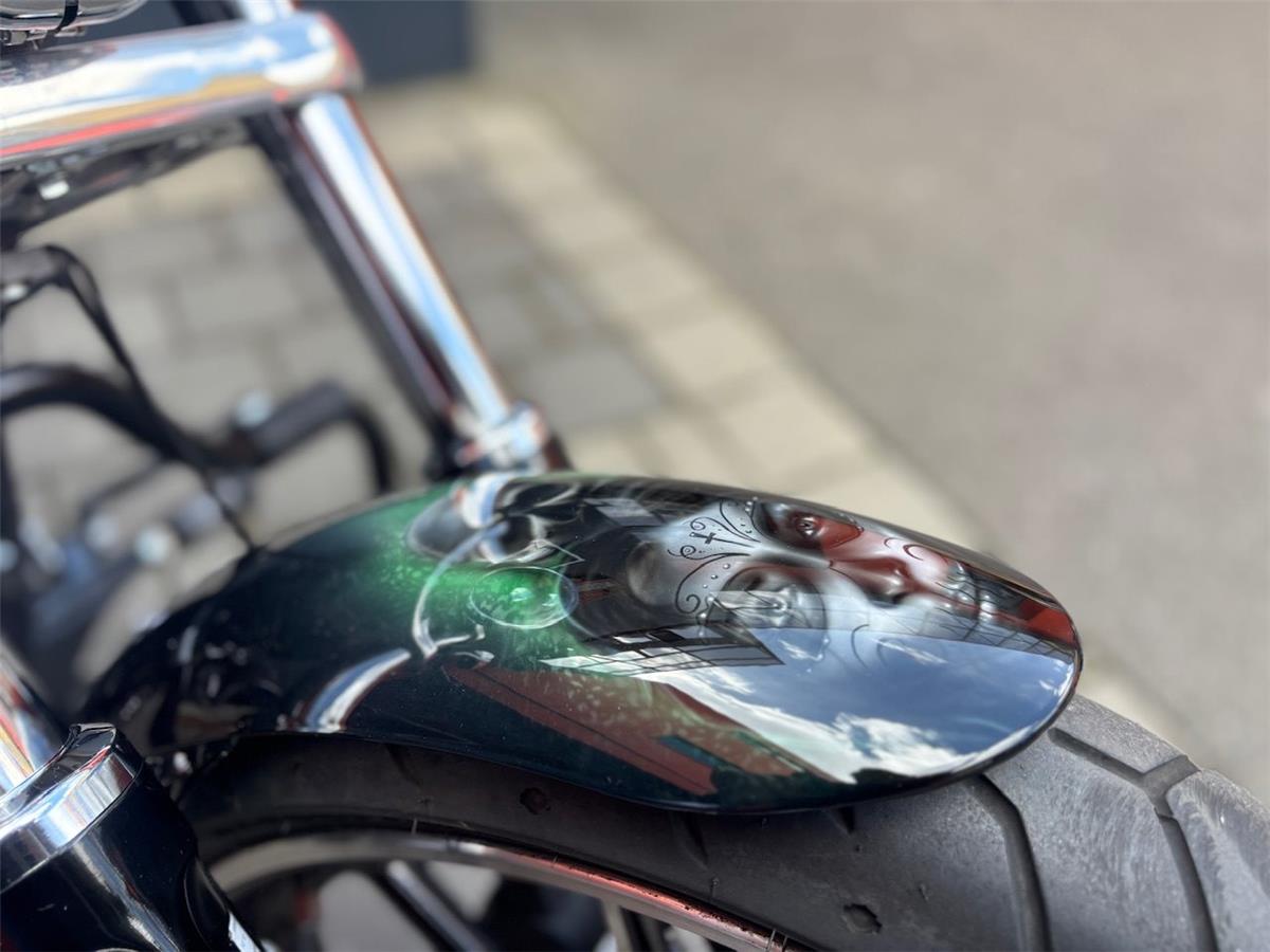 2013 Harley-Davidson Softail Breakout FXSB