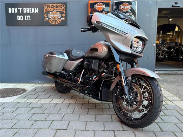 2024 Harley-Davidson CVO Street Glide FLHXSE
