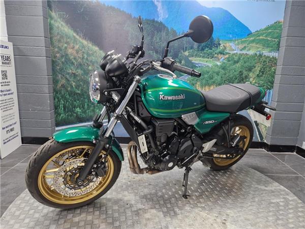 2023 Kawasaki Z650 RS