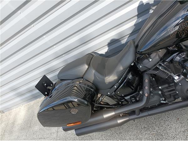 2022 HARLEY-DAVIDSON LOW RIDER