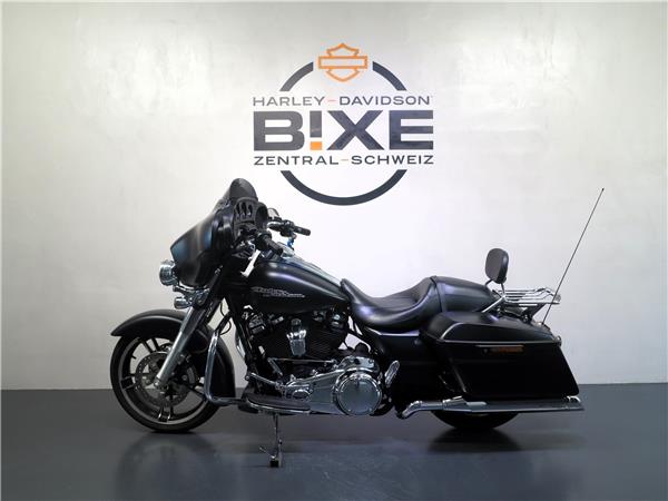 2018 HARLEY-DAVIDSON Touring FLHXS Street Glide Special 107 ABS