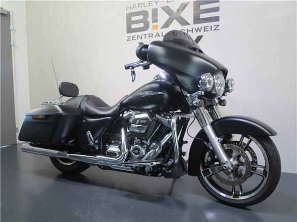 2018 HARLEY-DAVIDSON Touring FLHXS Street Glide Special 107 ABS