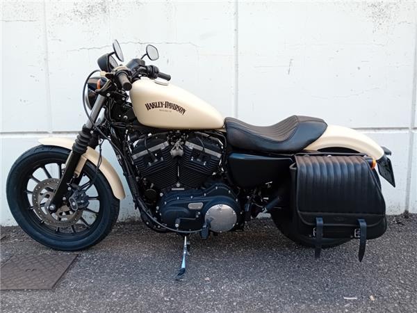 Harley-Davidson Sportster XL 883 IRON 