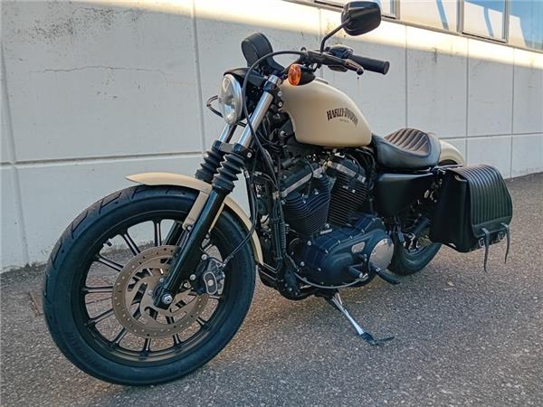 Harley-Davidson Sportster XL 883 IRON 