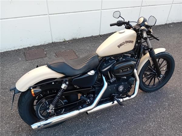 Harley-Davidson Sportster XL 883 IRON 
