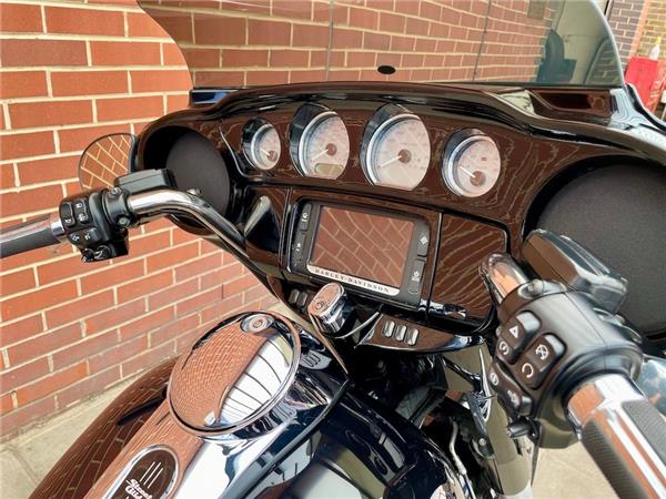 2017 HARLEY-DAVIDSON TOURING FLHXS STREET GLIDE SPECIAL