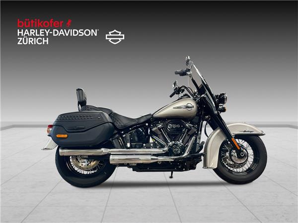 2018 HARLEY-DAVIDSON Softail FLHCS Heritage Classic 114 ABS