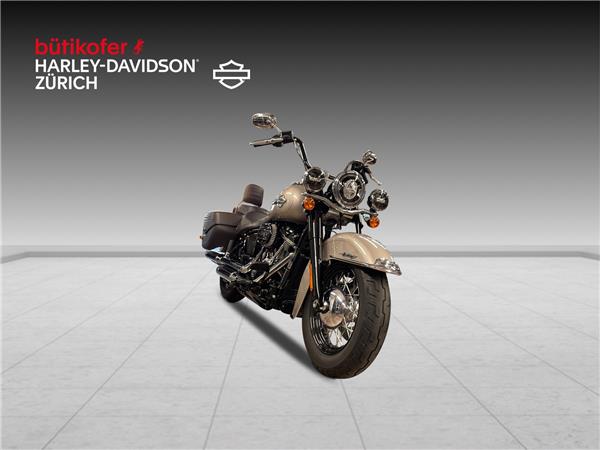 2018 HARLEY-DAVIDSON Softail FLHCS Heritage Classic 114 ABS