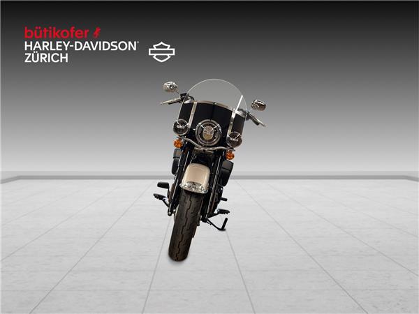 2018 HARLEY-DAVIDSON Softail FLHCS Heritage Classic 114 ABS