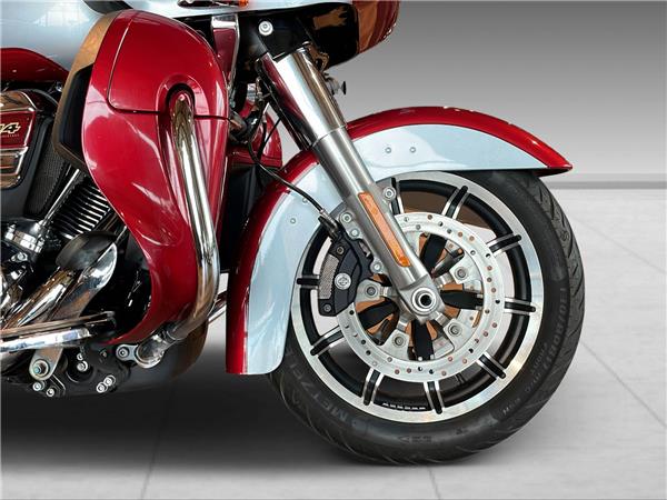2018 HARLEY-DAVIDSON Touring FLTRU Road Glide Ultra 114ABS