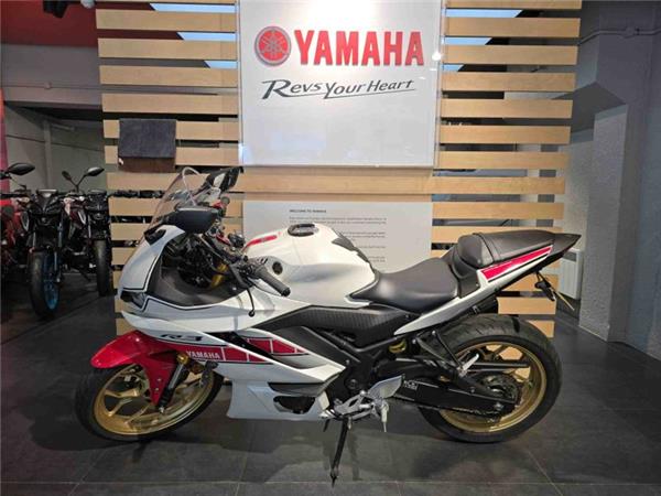 2022 Yamaha YZF R3 ABS White