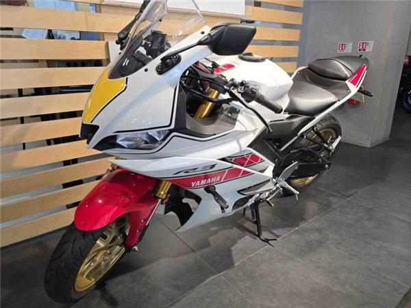 2022 Yamaha YZF R3 ABS White