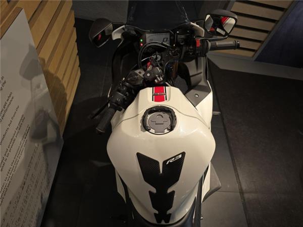 2022 Yamaha YZF R3 ABS White