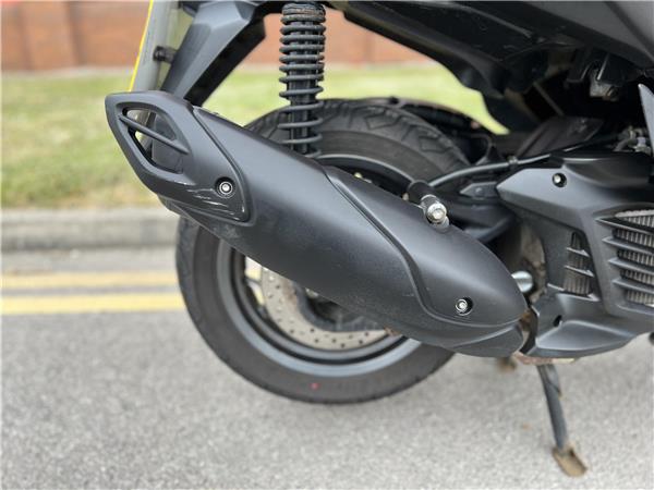Yamaha X-MAX 125