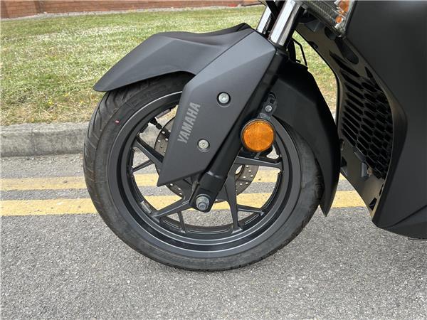 Yamaha X-MAX 125