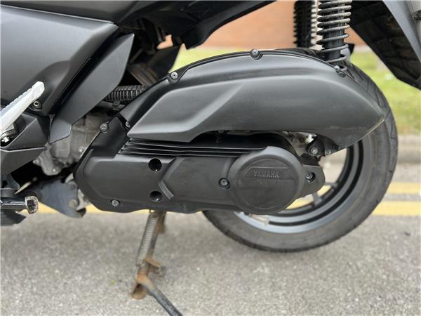 Yamaha X-MAX 125