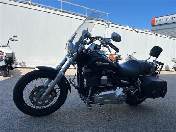 2011 Harley-Davidson Dyna Super Glide Custom FXDC Cruiser