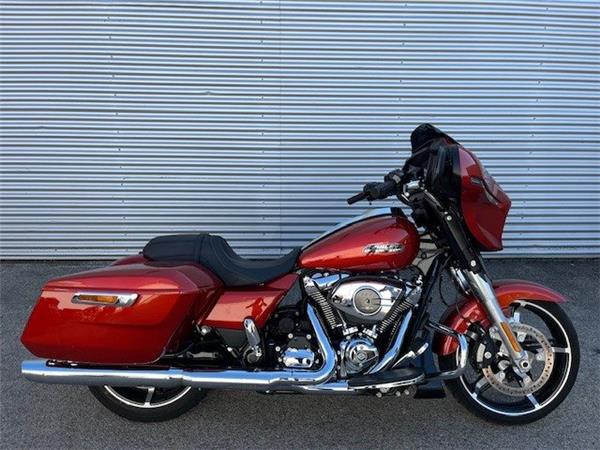 2024 Harley-Davidson Street Glide FLHX