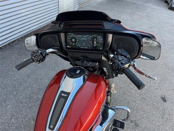 2024 Harley-Davidson Street Glide FLHX