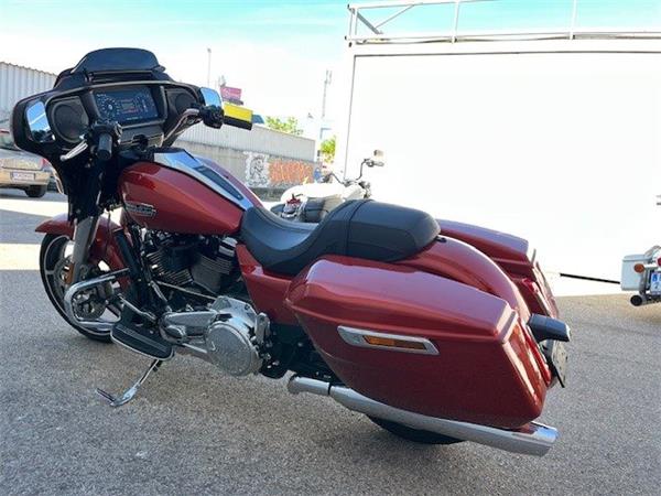 2024 Harley-Davidson Street Glide FLHX