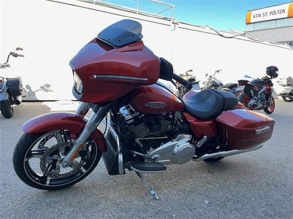 2024 Harley-Davidson Street Glide FLHX