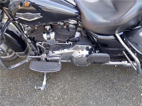 2017 HARLEY-DAVIDSON ROAD KING