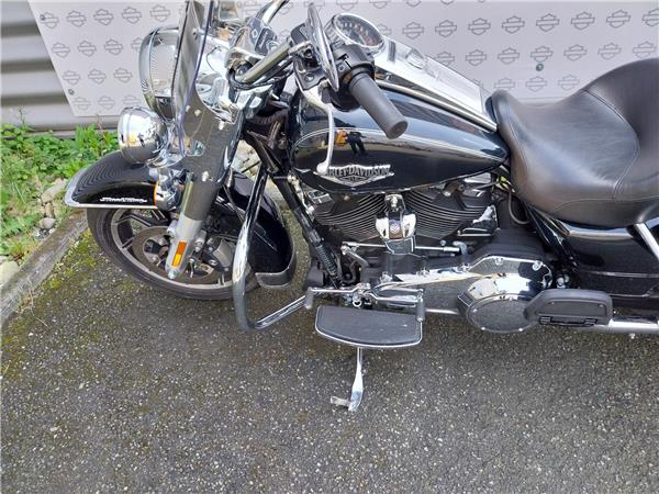 2017 HARLEY-DAVIDSON ROAD KING
