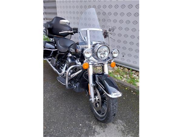 2017 HARLEY-DAVIDSON ROAD KING
