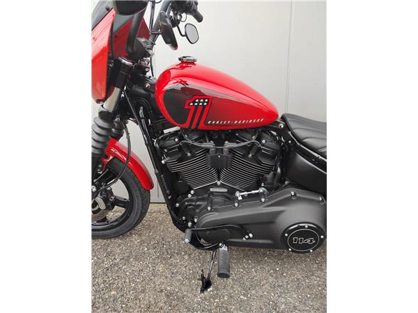 2023 Street Bob 114